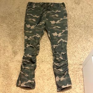 Men’s camouflage joggers